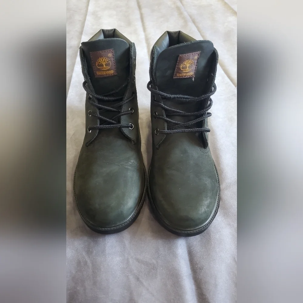 Timberland 6 Inch‎ Black Nubuck Waterproof Boots Size 7